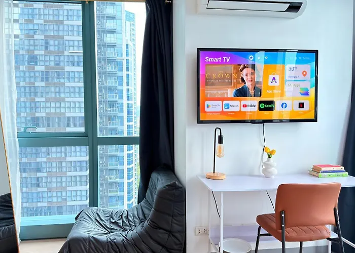 Free Welcome Breakfast, Huge Bgc 2br, Great For 6, 300mbps Fiber, Steps To Mitsukoshi & Uptown, 29w Apartment Manila