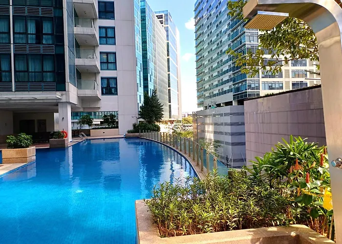 Free Welcome Breakfast, Huge Bgc 2br, Great For 6, 300mbps Fiber, Steps To Mitsukoshi & Uptown, 29w Apartment Manila