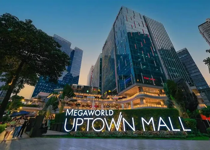 Free Welcome Breakfast, Huge Bgc 2br, Great For 6, 300mbps Fiber, Steps To Mitsukoshi & Uptown, 29w * Manila